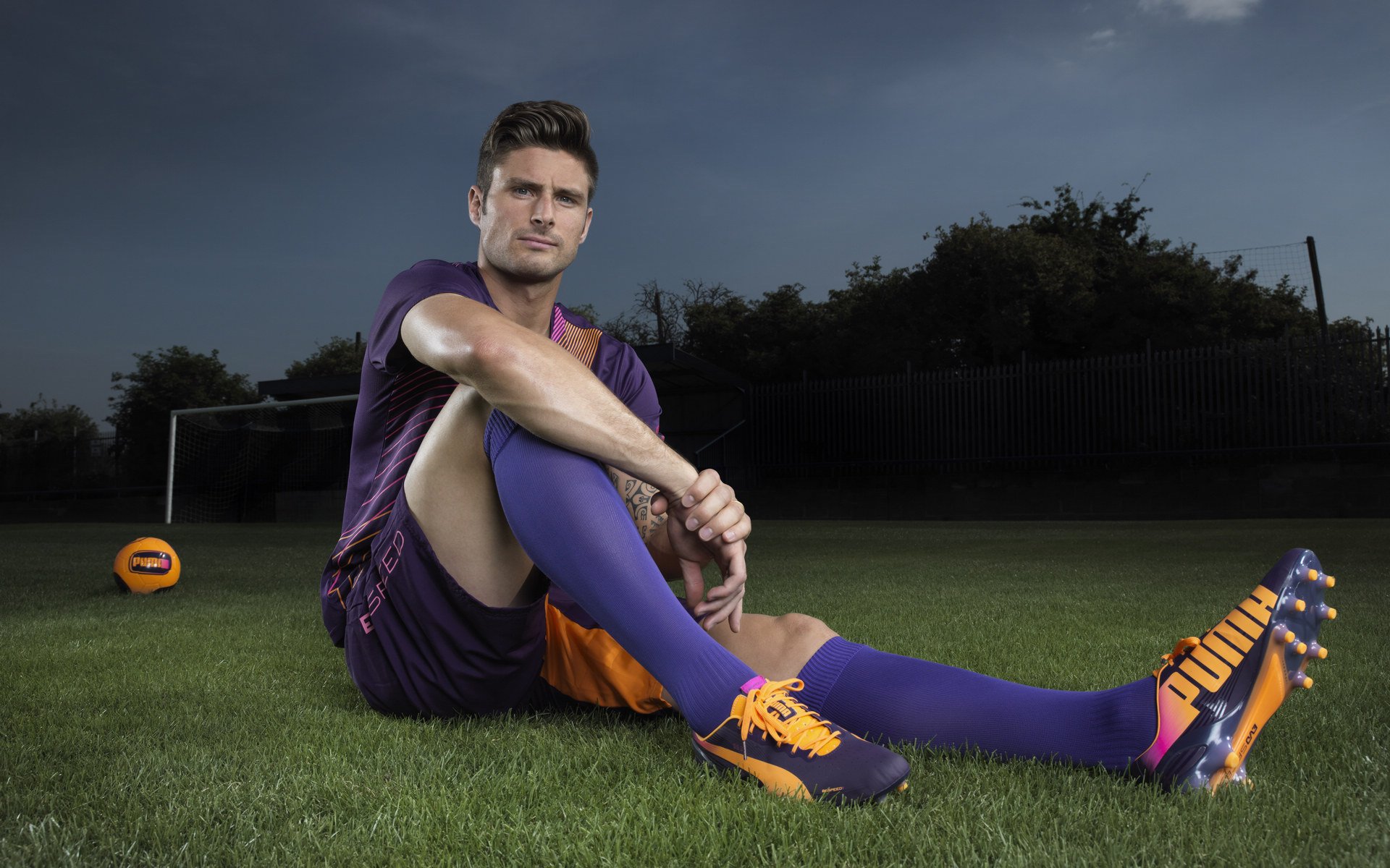 多平台推行足球文化微电影，弘扬体育精神，足球专题片